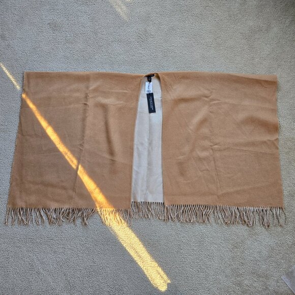 Saks Fifth Avenue Accessories - NWT Saks Reversible Merino Wool Wrap Tan & Ivory